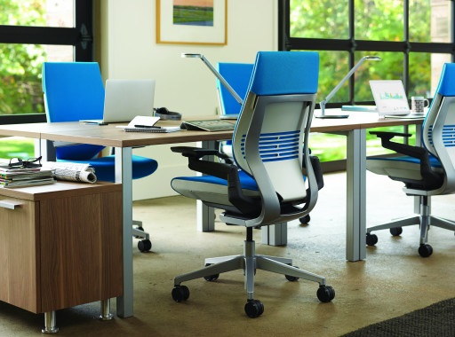 11 Most Comfortable Office Chairs for Long Hours (2022 Review)